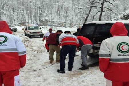 امدادرسانی به ۱۰۳۶ مسافر در محور نمین – آستارا