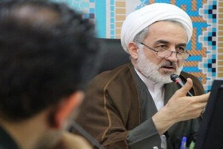 تأکید بر «سرمایه‌گذاری برای تولید» در اردبیل؛ دستگاه قضایی با مانع‌تراشی برخورد می کند