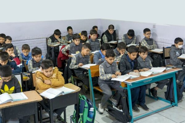 مدارس اردبیل در آتش بیماری، مسئولان همچنان در برزخ بی‌برنامگی!