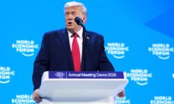 ترامپ: از پوتین می‌خواهم جنگ را متوقف کند