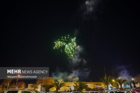 طنین الله اکبر در میدان نقش جهان